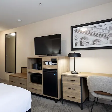 Sandman Hotel & Suites Winnipeg Airport-3